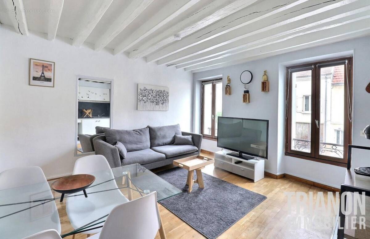 Appartement à VAUX-SUR-SEINE