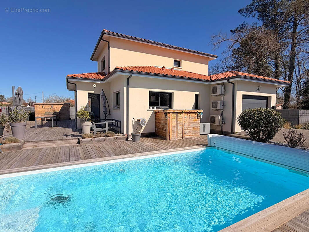 Maison à LE TEICH