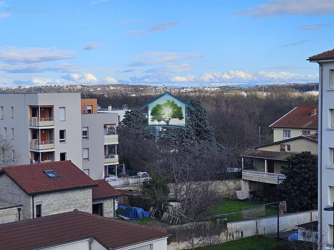 Appartement à VERNAISON