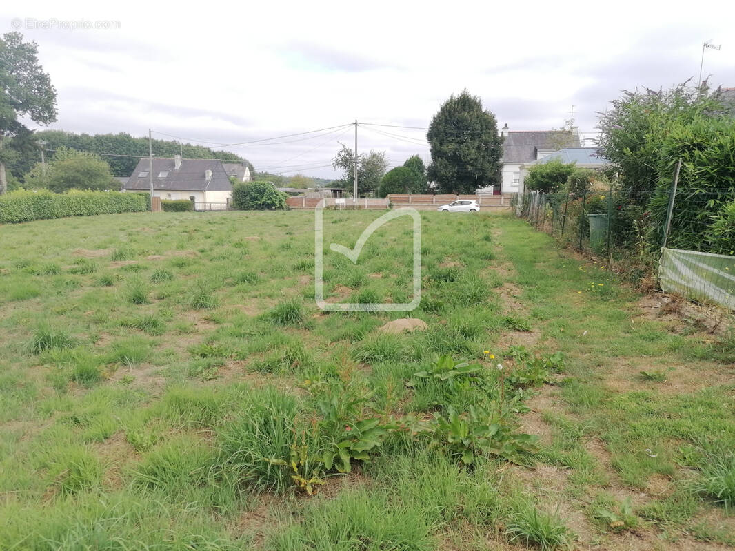Terrain à PLOERMEL