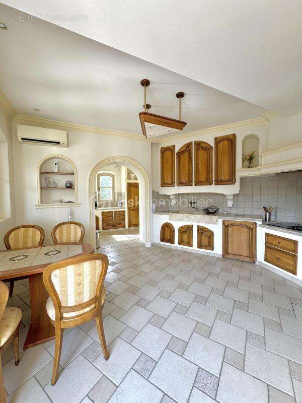 Maison à SAINT-REMY-DE-PROVENCE