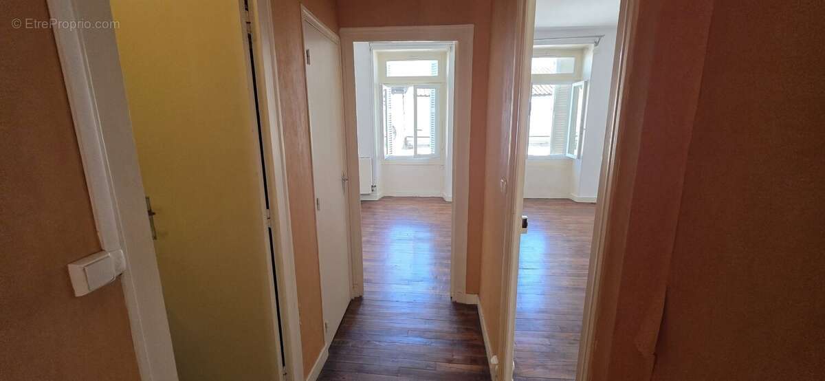 Le charme de l'ancien au cur de Poitiers:Appartement T3 60m² - photo 8
