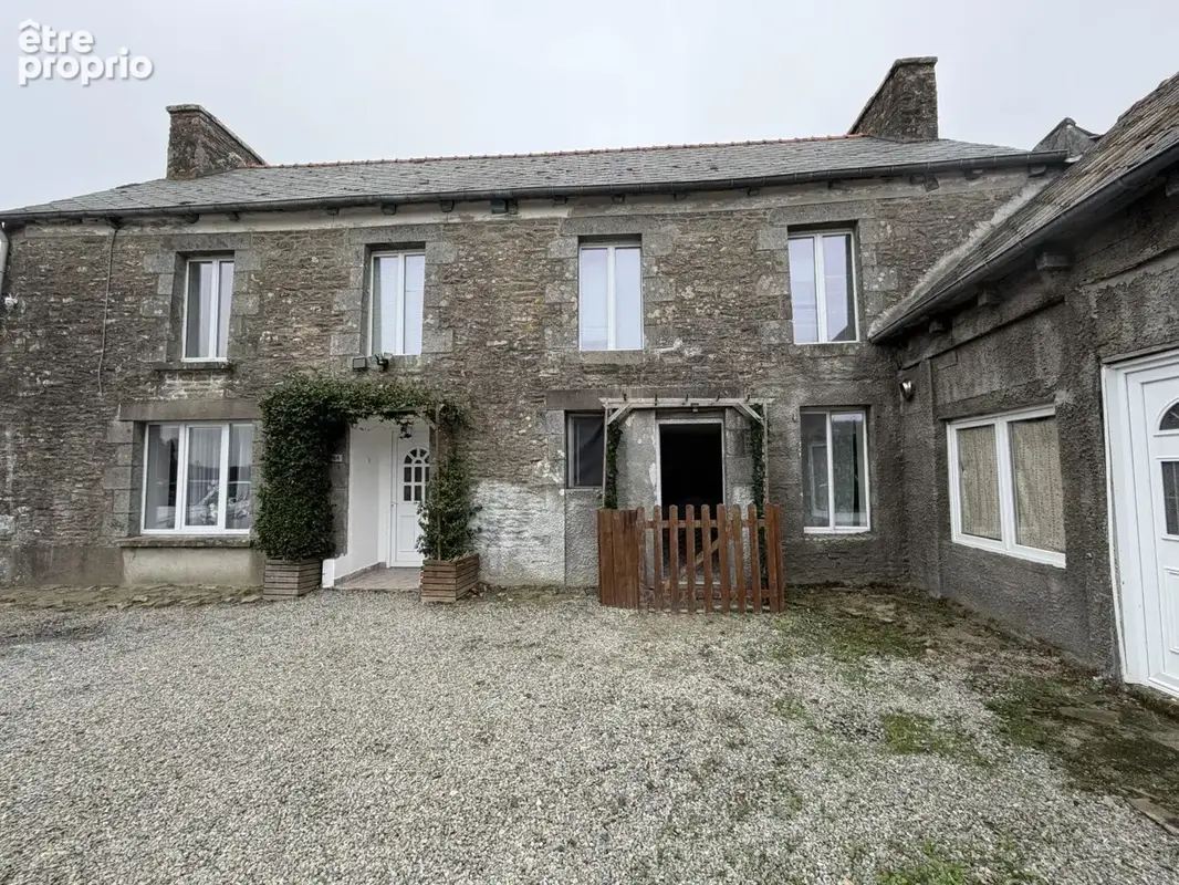 Maison à LE GOURAY