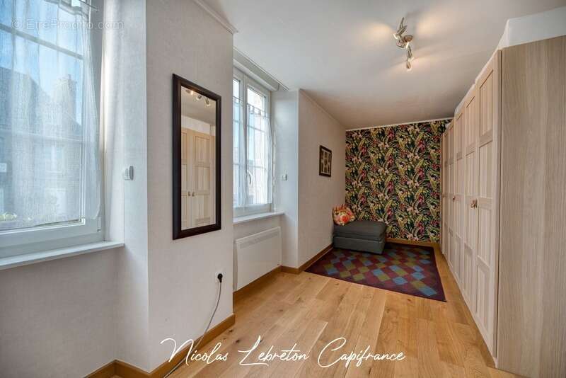 Maison en pierre rénovée de 202 m² – 4 chambres + studio indépendant – Dépendance de 100 m² – Terrain clos de 2 775 m² - photo 14