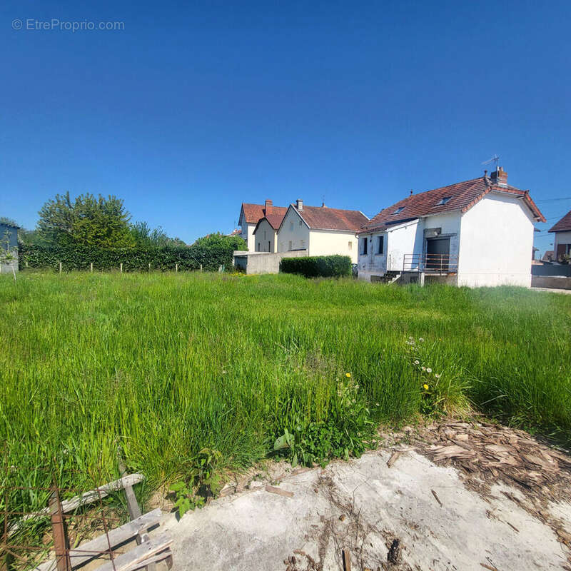 Maison à PARAY-LE-MONIAL