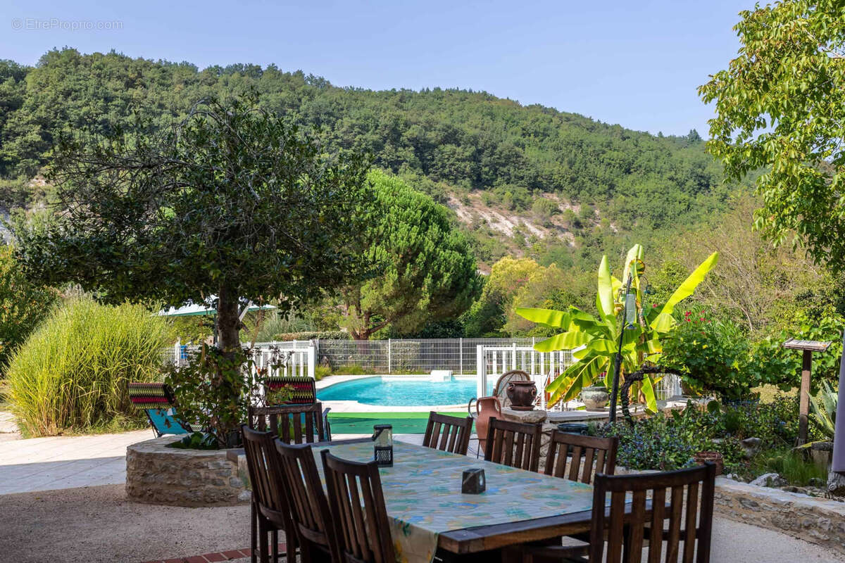 Maison à PUY-L'EVEQUE