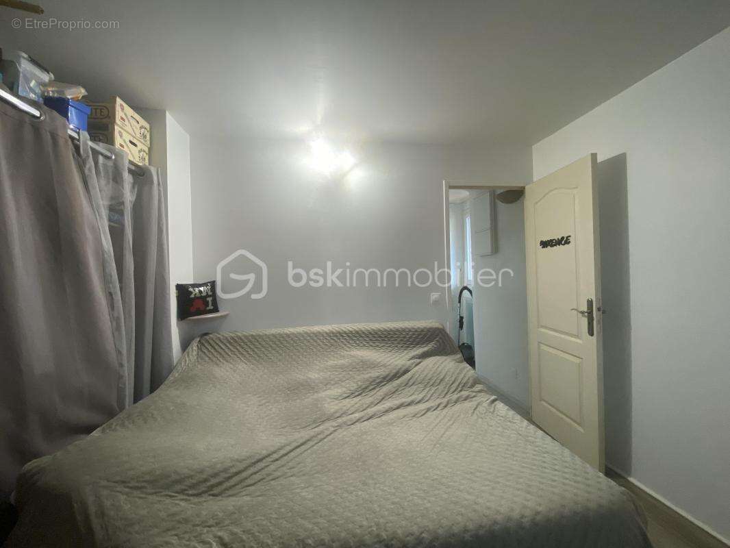 Appartement à CORBEIL-ESSONNES