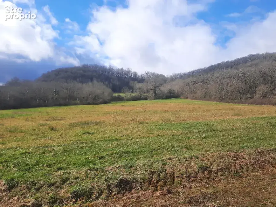Terrain 1254 m² à Loubressac  - photo 2