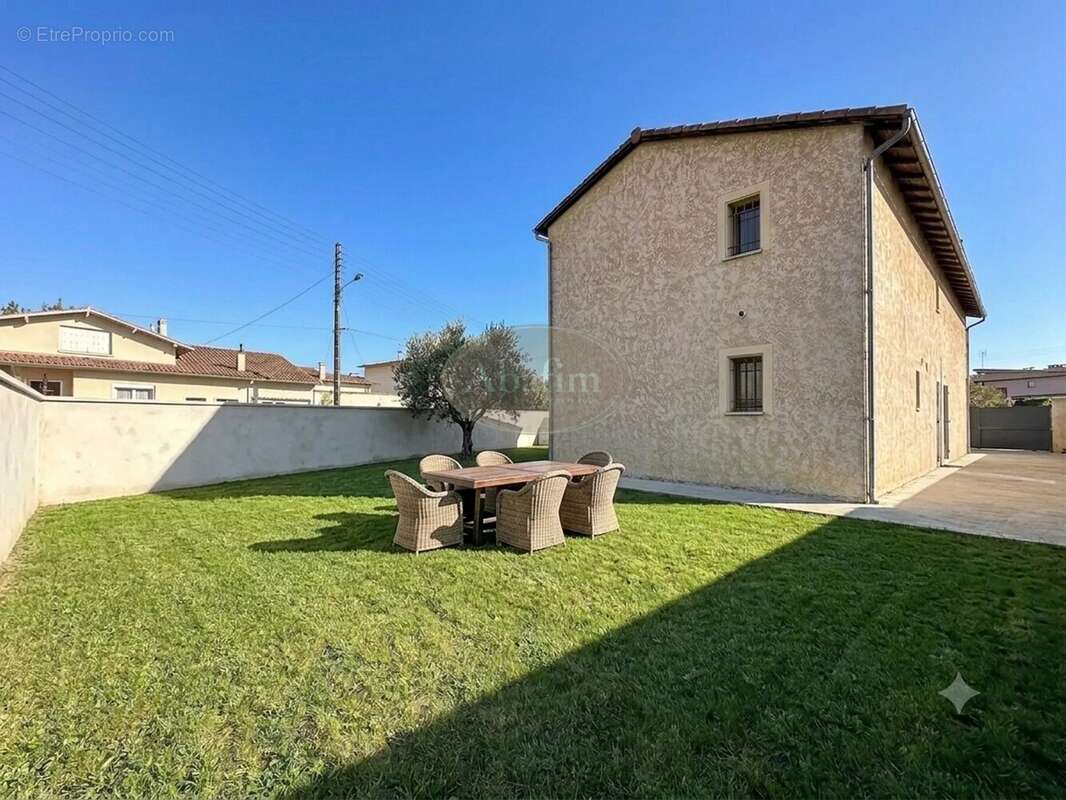 Grande maison deux appartements - photo 10