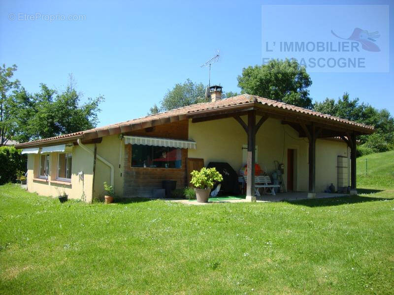 Maison à SEISSAN