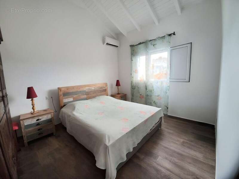 Maison à SAINTE-ANNE