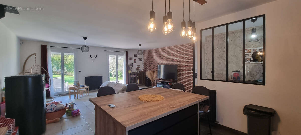 Maison à SAINTE-COLOMBE