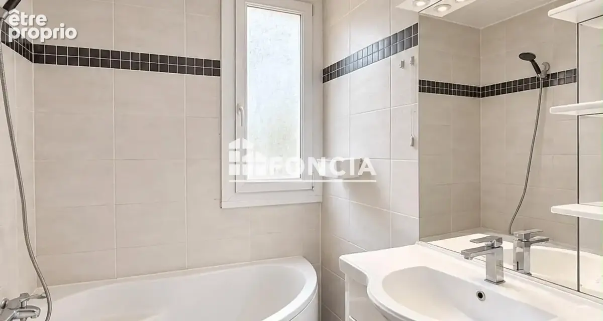 Appartement 3 pièces 79 m² – Cave - Francheville - photo 6