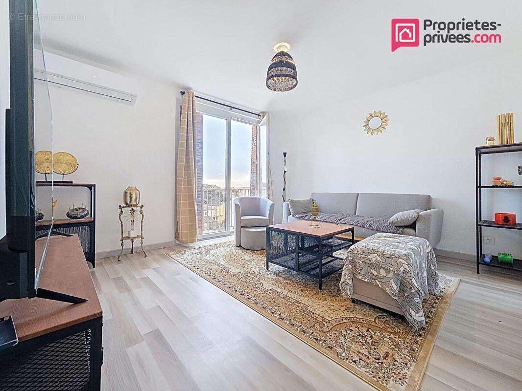 Appartement à BOLLENE