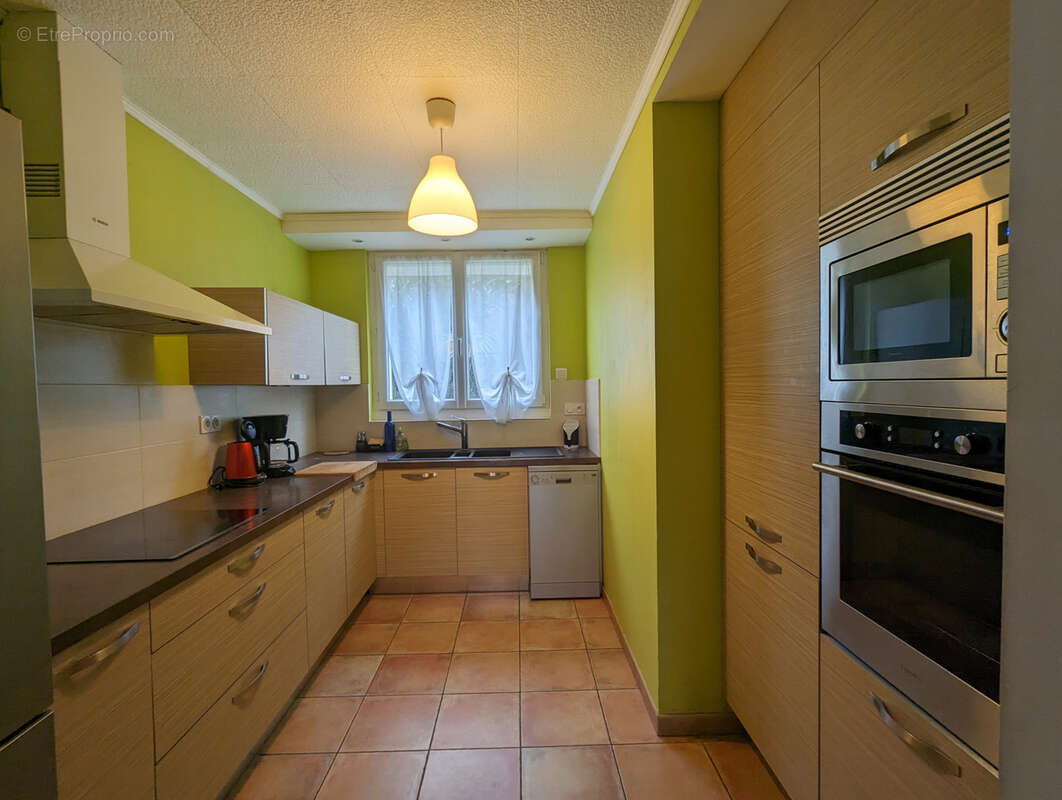 Maison à SAINT-JUERY