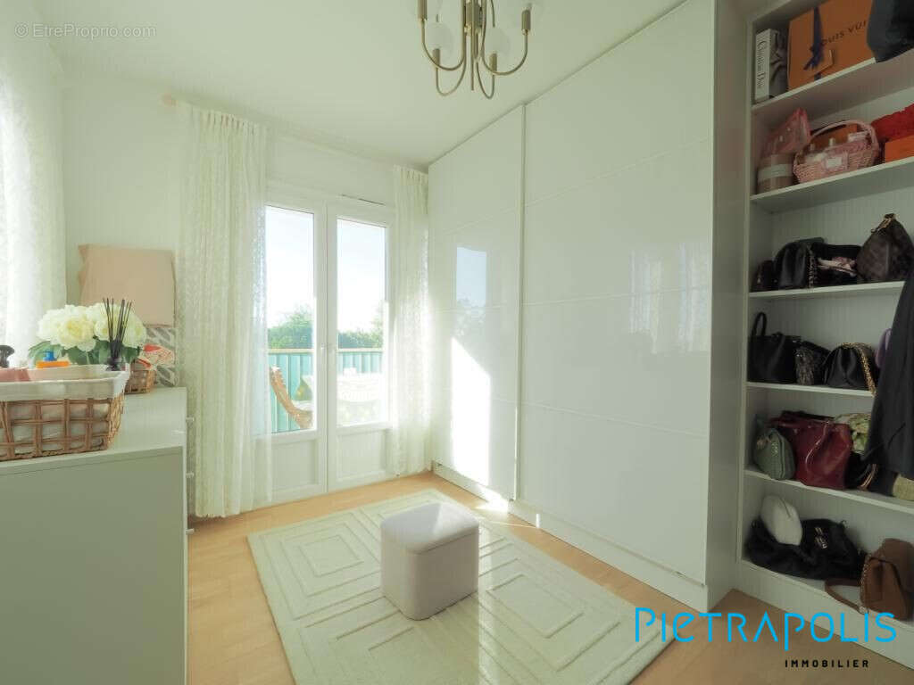 Appartement à RILLIEUX-LA-PAPE