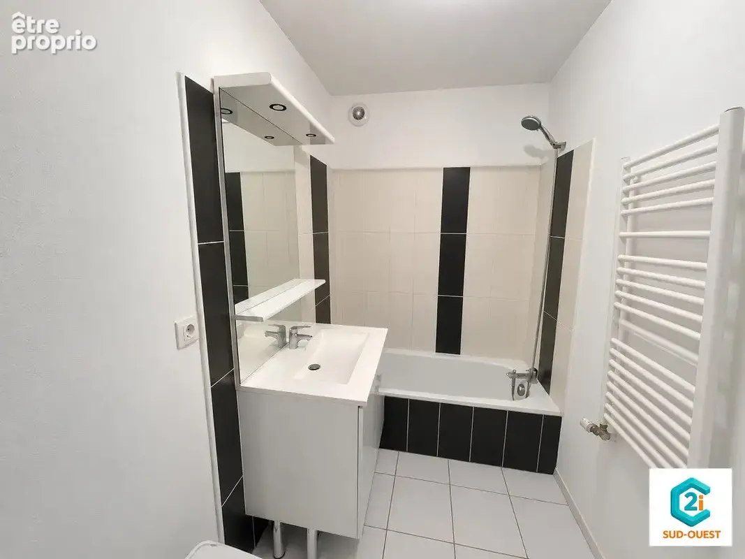 Appartement 2 pièces 42 m² à vendre à Douai (59500) - photo 7