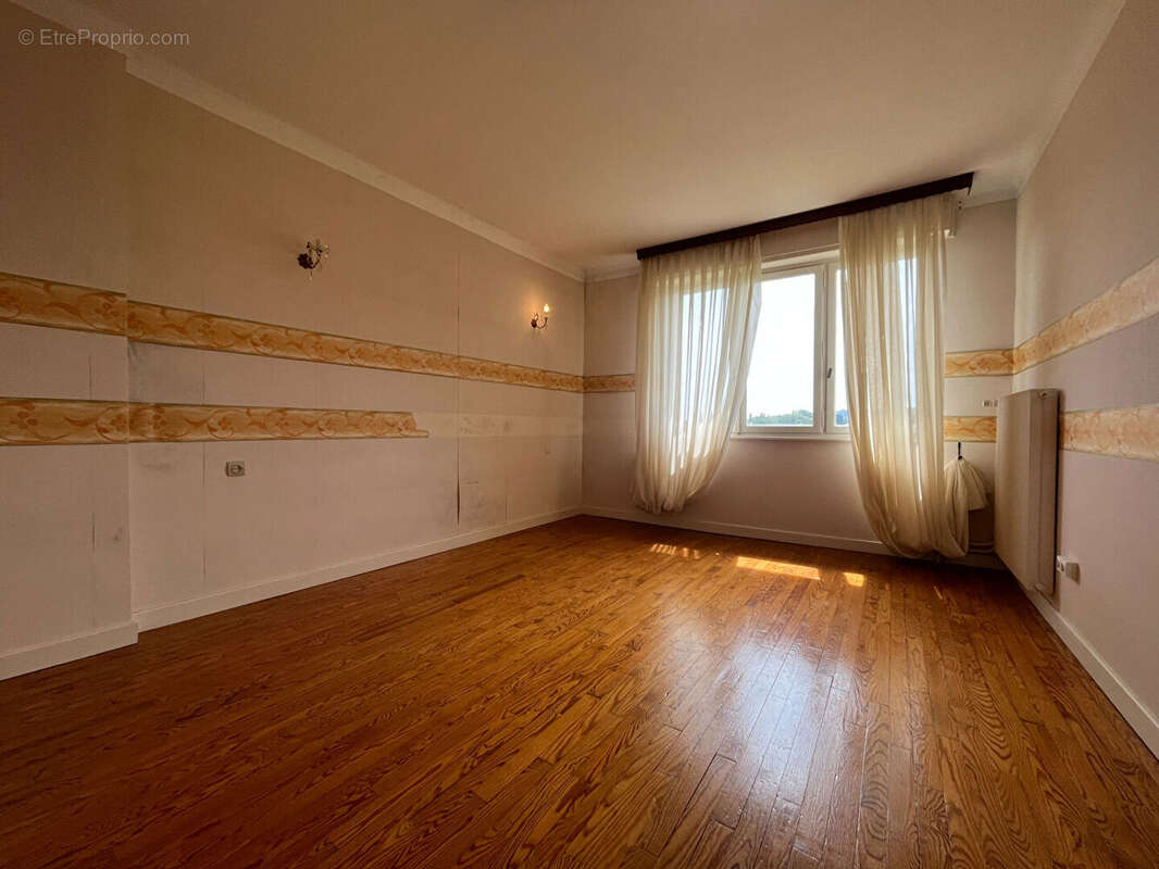 Maison à CONTZ-LES-BAINS