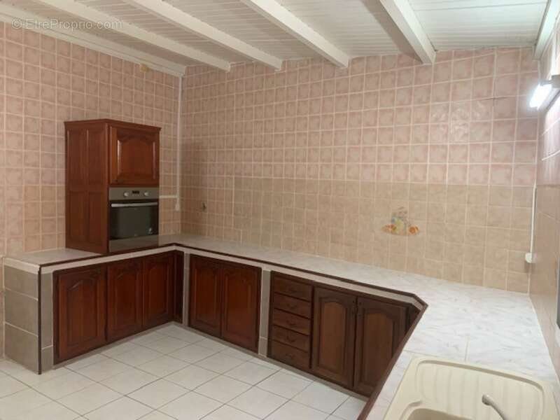 Maison à CAPESTERRE-BELLE-EAU