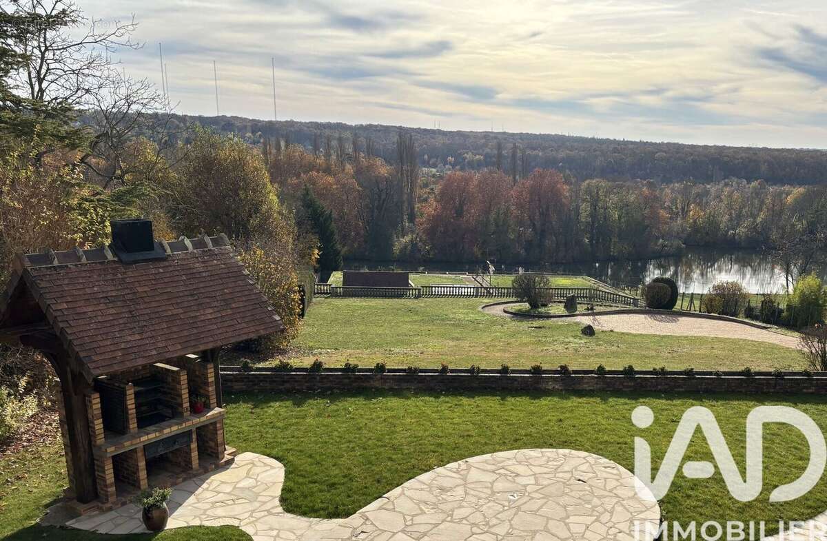 Photo 8 - Maison à SAINT-FARGEAU-PONTHIERRY