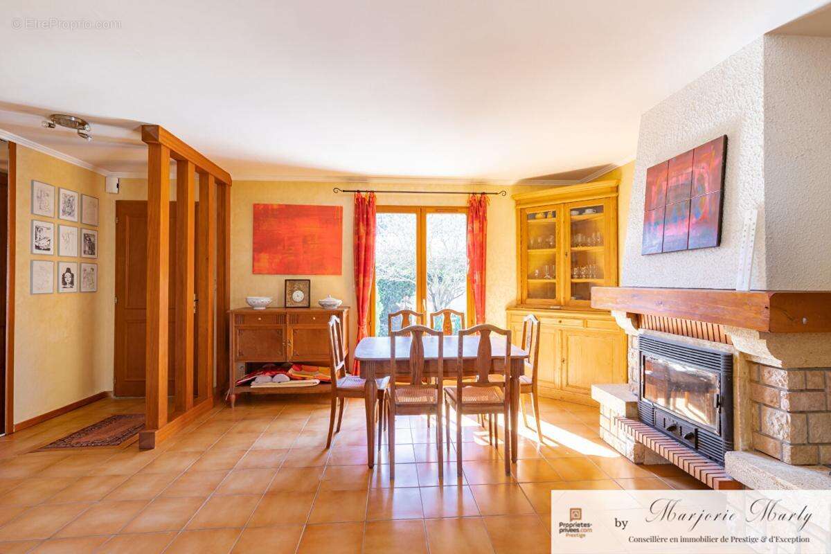 Maison à LEZIGNAN-CORBIERES