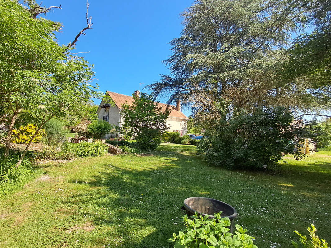 Maison à BEAULIEU-SUR-LOIRE