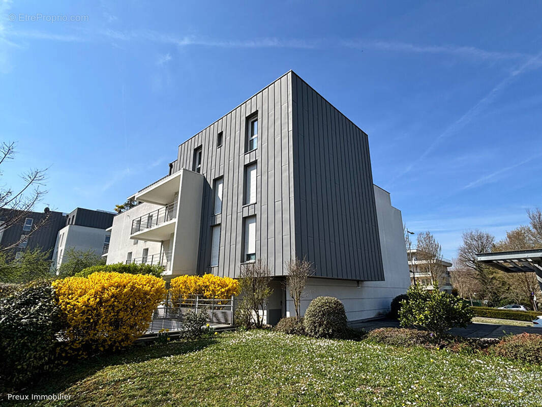 Appartement à SEYNOD