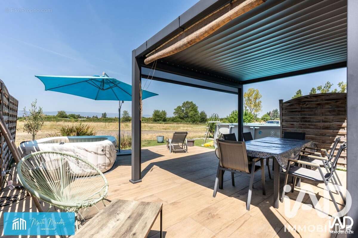 Maison 141 m² à Saint-Cyprien  - photo 3