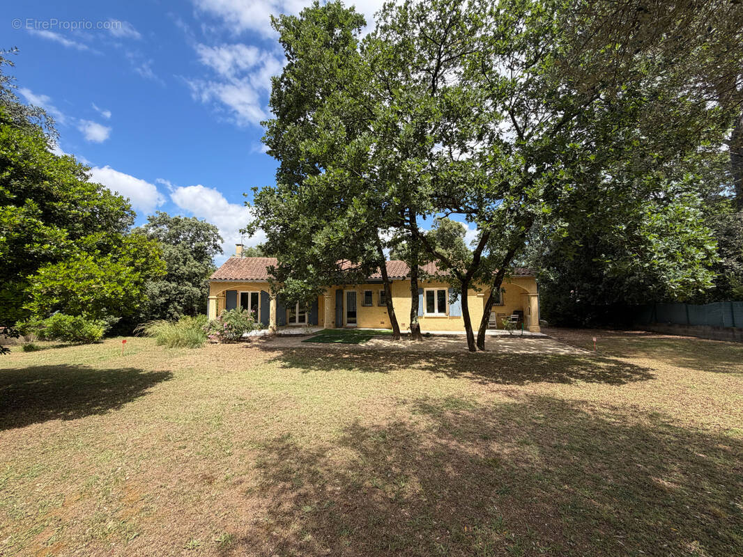 Maison à UZES