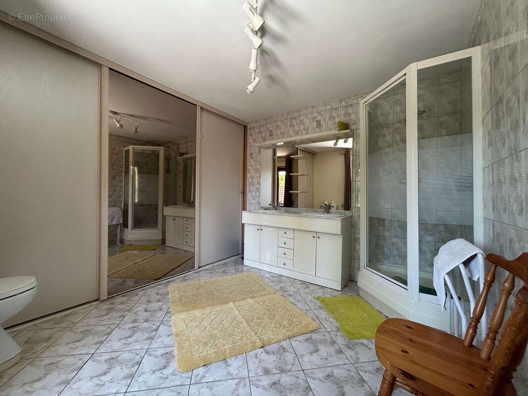 Maison à VIEUX-CONDE