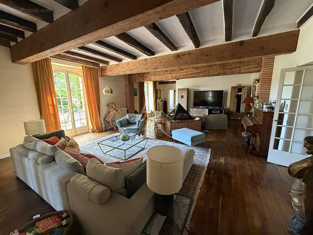 Maison à FRONTON