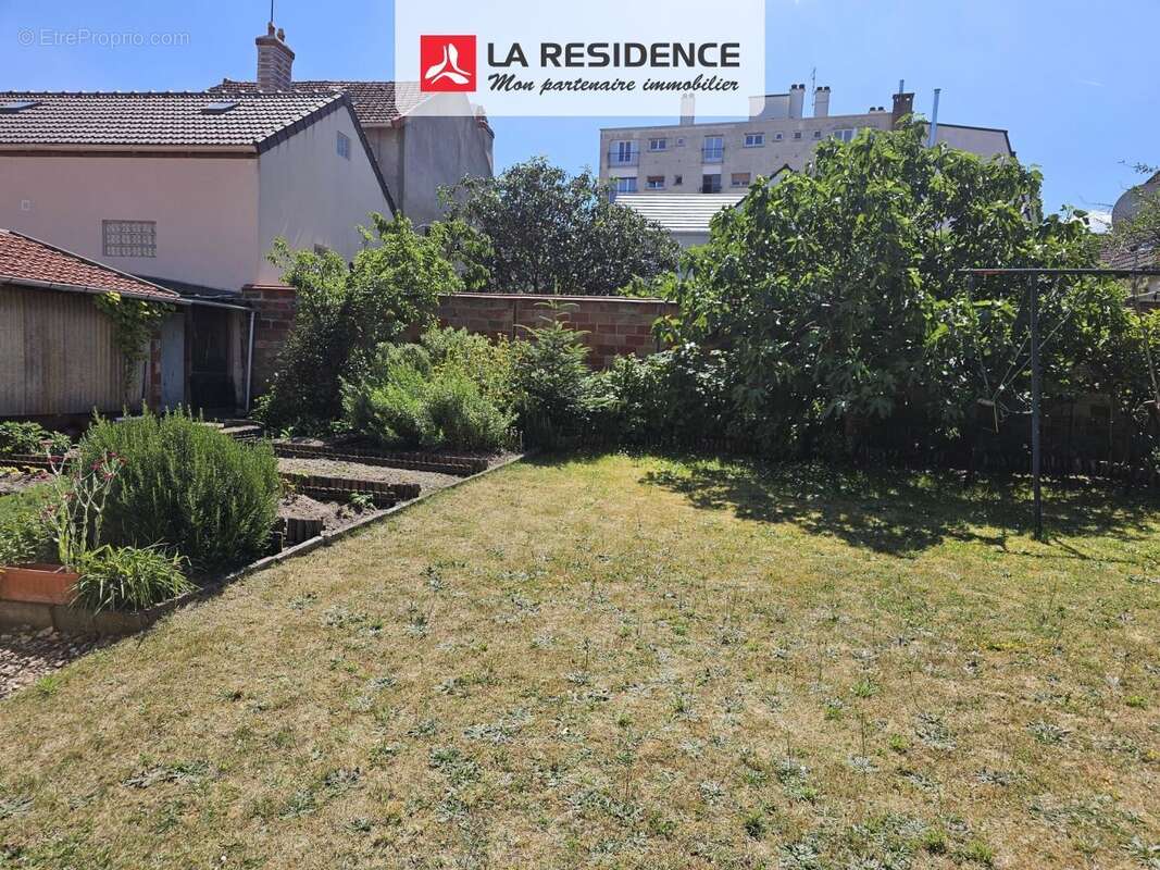 Maison 90 m² à Sartrouville  - photo 2
