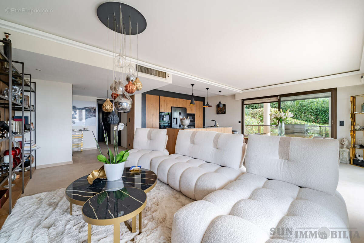 Appartement 94 m² à Cannes  - photo 2