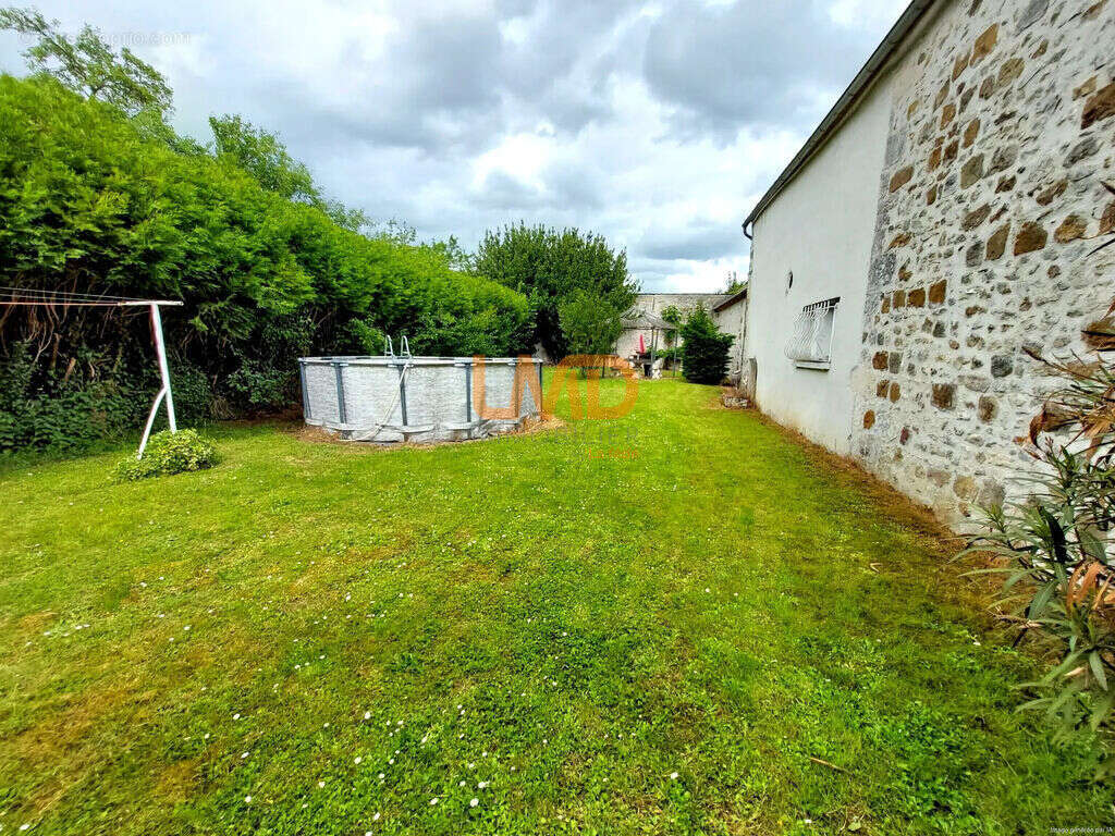 Maison 185 m² habitables sur plus de1600 m² - photo 8