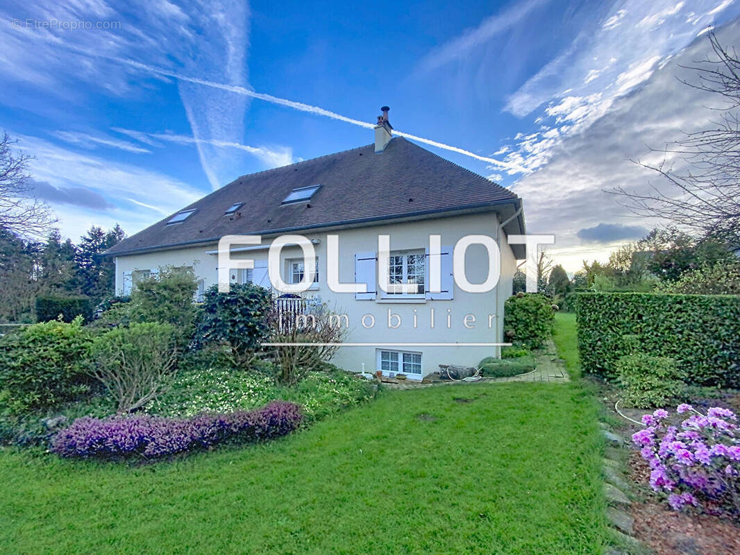 Maison à CERISY-BELLE-ETOILE