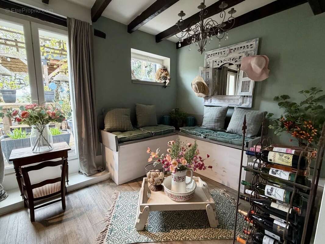 Maison à SAVIGNY-POIL-FOL