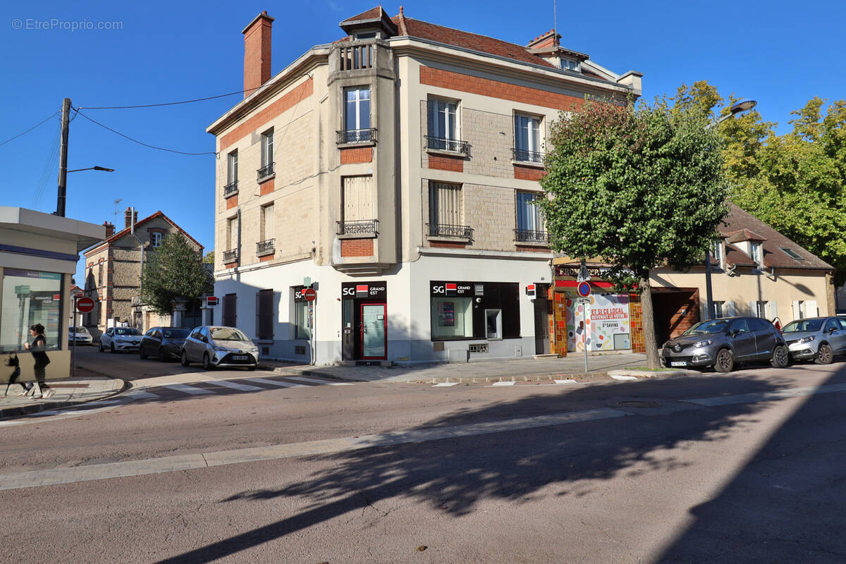 Appartement à SAINTE-SAVINE