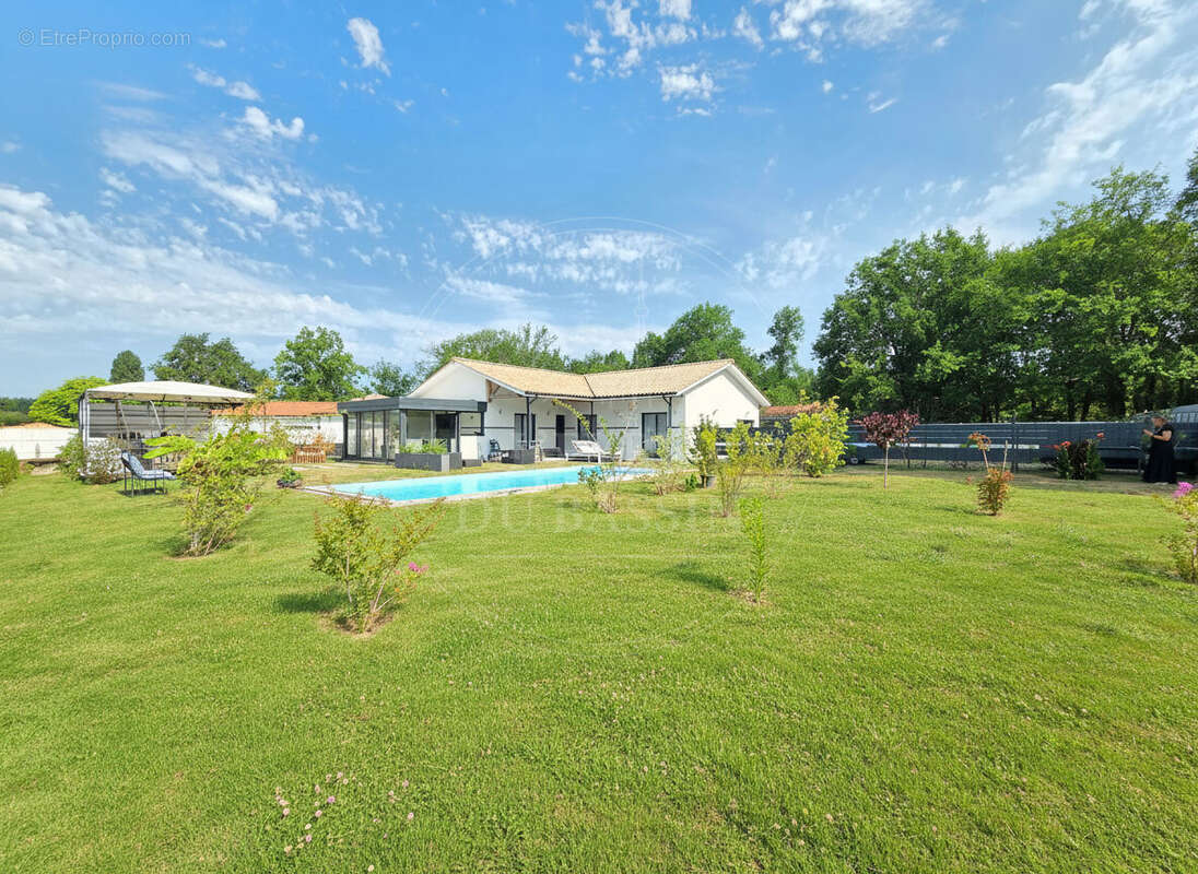 Maison contemporaine de 134 m² - photo 2