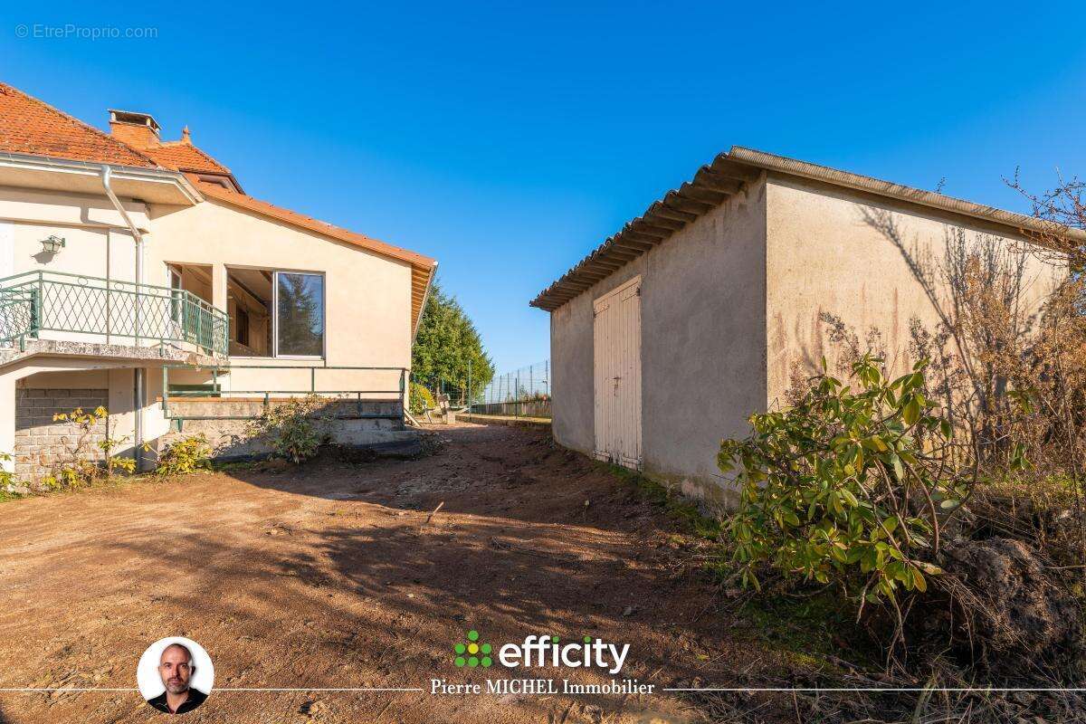 Appartement à MONTROTTIER