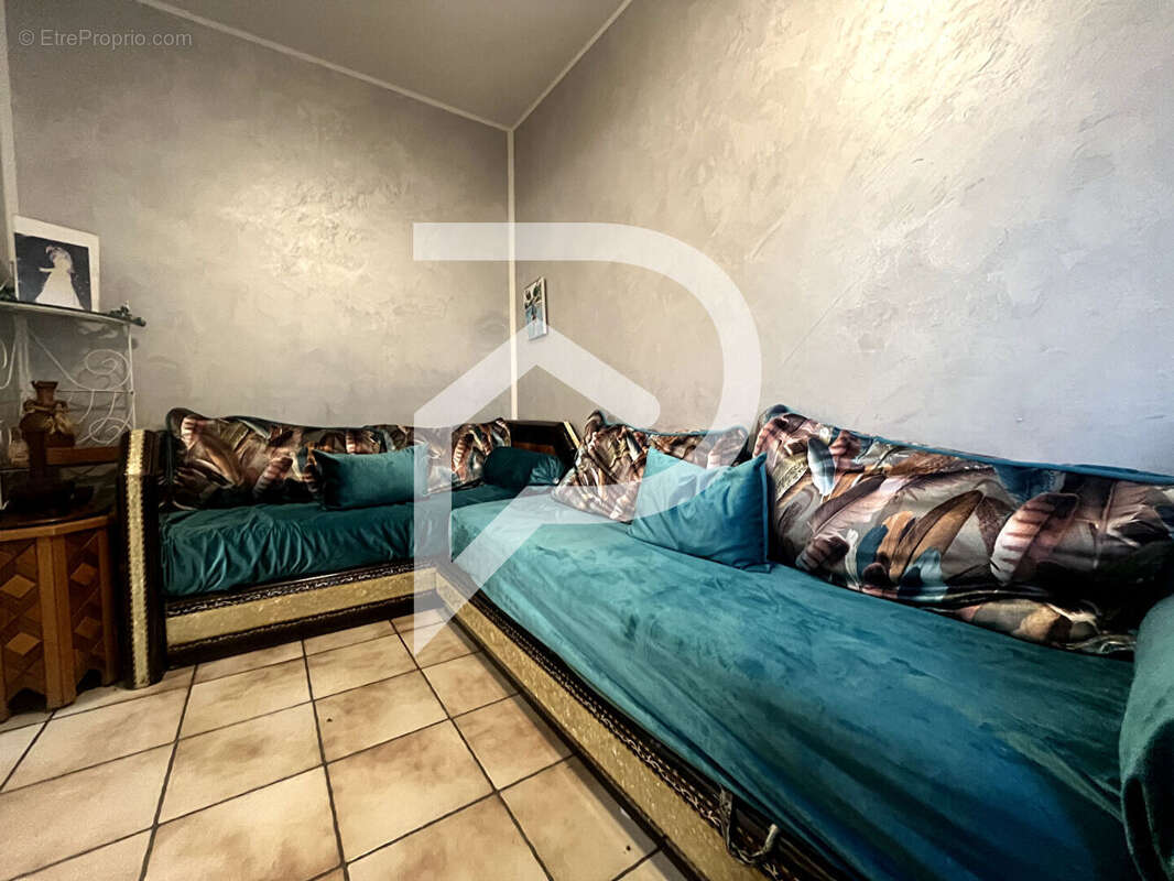 Maison à VIRY-CHATILLON