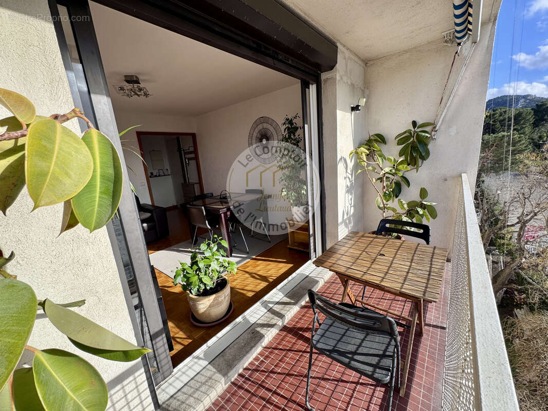Appartement à MARSEILLE-9E