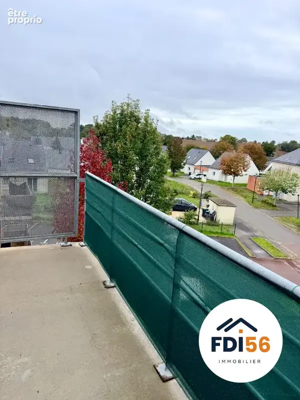 Languidic - appartement t1 de 35 m² - dernier étage - balcon - parking privatif - photo 4