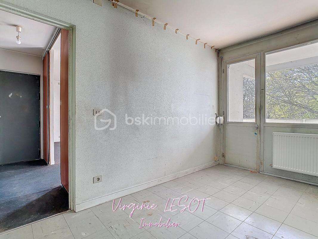 Appartement à VAIRES-SUR-MARNE