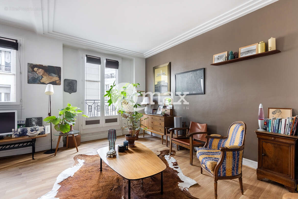 Appartement à LEVALLOIS-PERRET