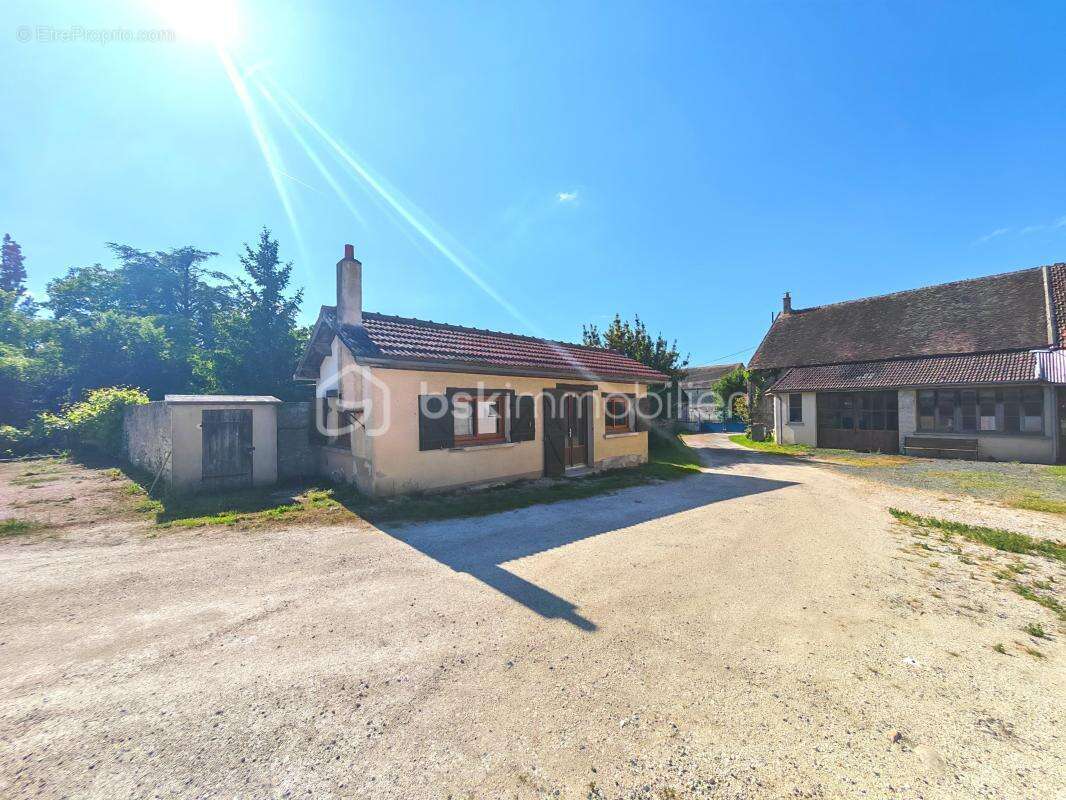 Maison à MORET-SUR-LOING