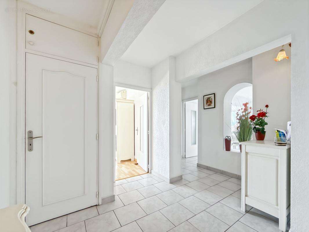 Appartement à FREJUS