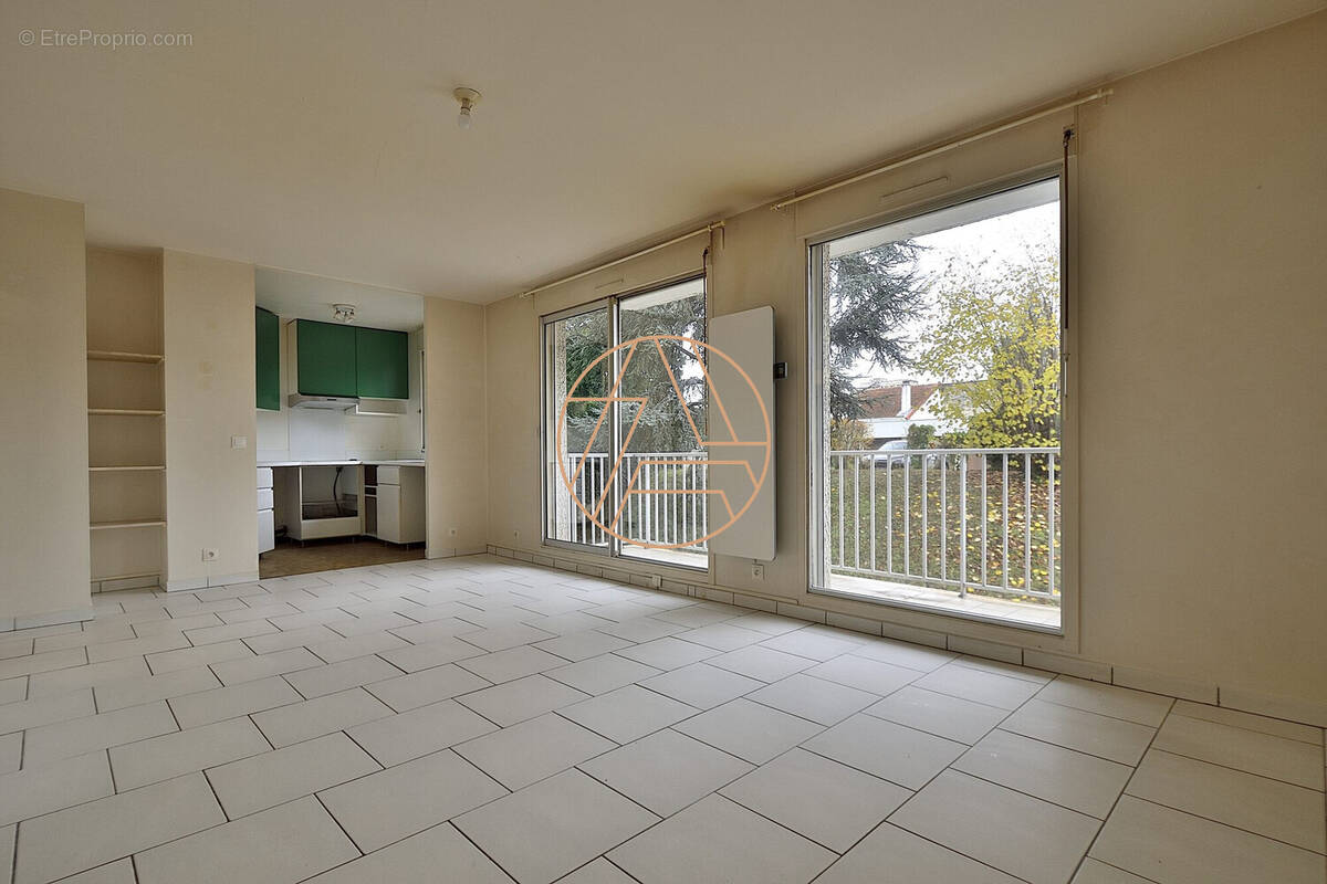 Appartement à SAINT-MAUR-DES-FOSSES