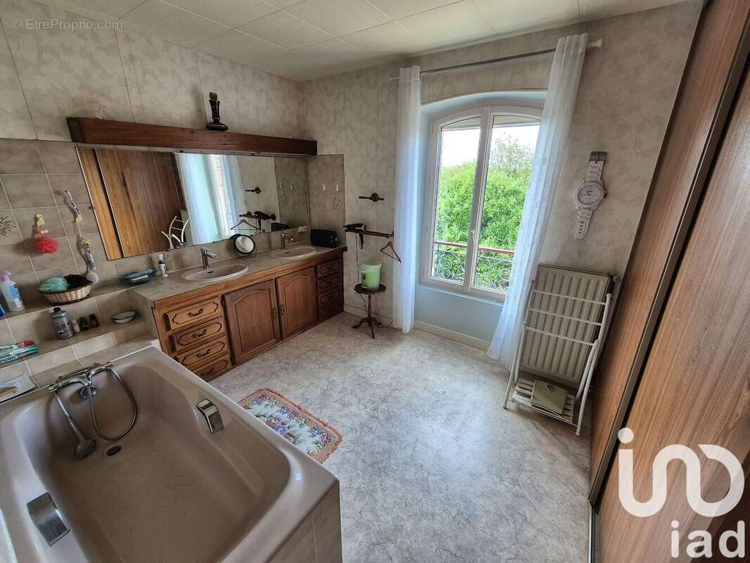 Photo 9 - Maison à GOURGE