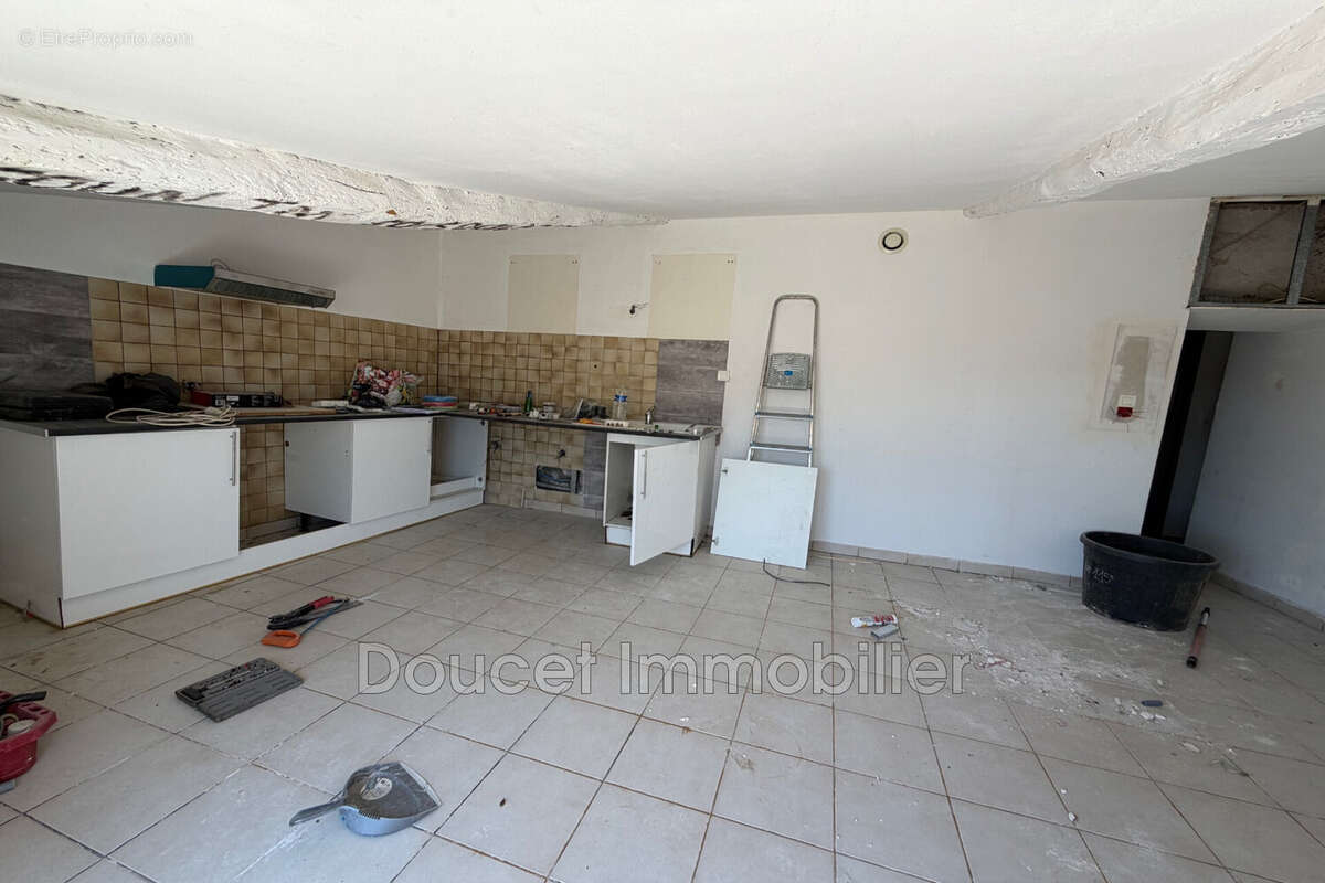 Appartement 206 m² à Murviel-Les-Beziers  - photo 4