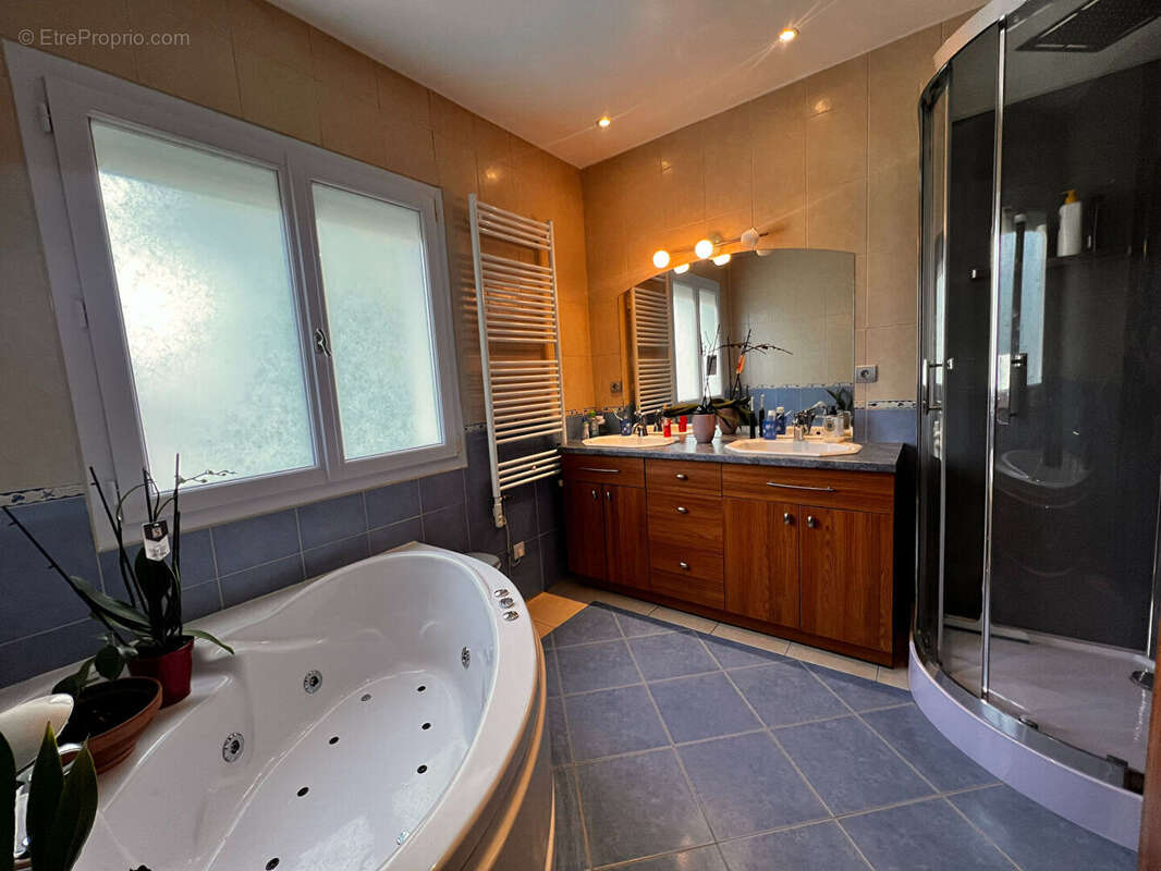 Maison à SAINT-WITZ